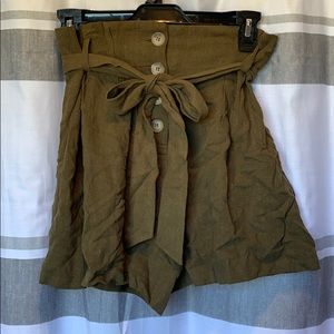 Army high-waisted green shorts